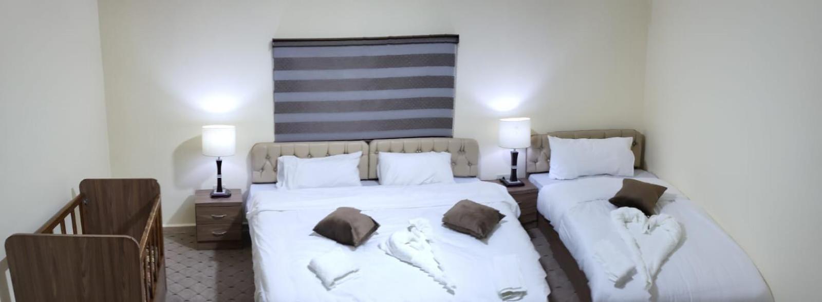 Petra Hills House Hostel Wadi Musa Bagian luar foto