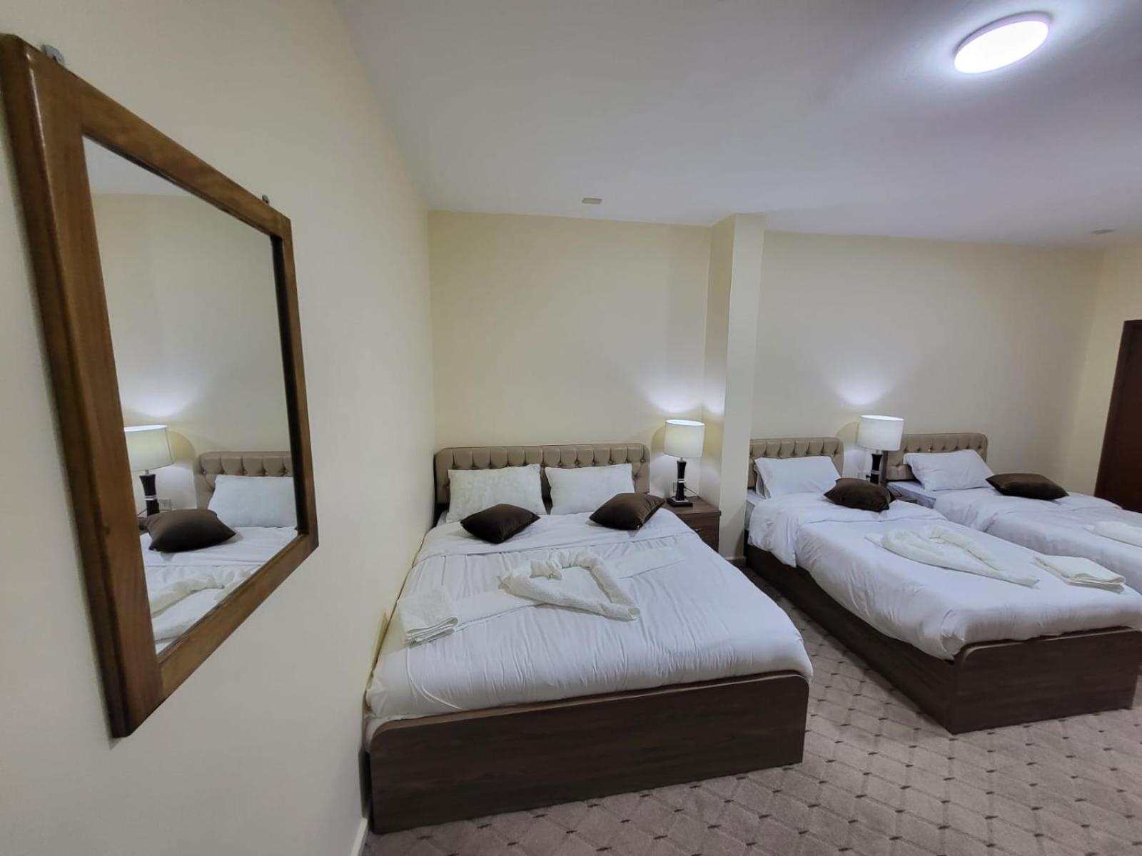 Petra Hills House Hostel Wadi Musa Bagian luar foto