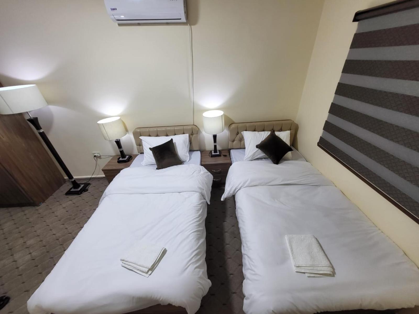 Petra Hills House Hostel Wadi Musa Bagian luar foto